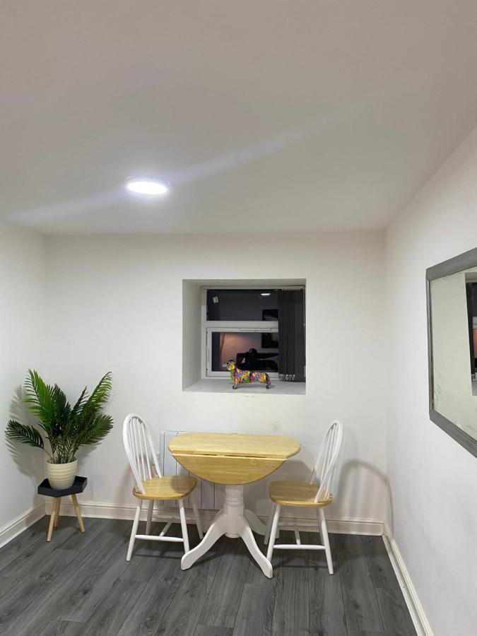 The Wells Apartment 2 Birmingham Luaran gambar